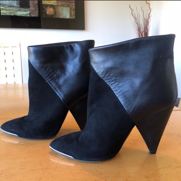iro booties